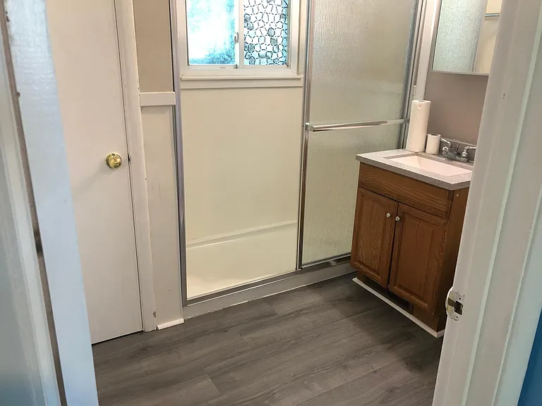 10255 N College Ave — Photo 5