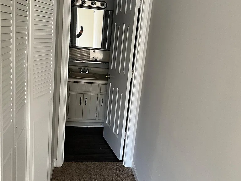 844 Park Pl NE #A — Photo 11