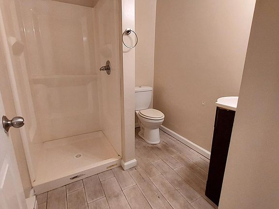 5th image of 1 Myrtle Ave #1