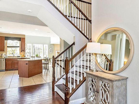 5th image of 11401 Woodbridge Ct