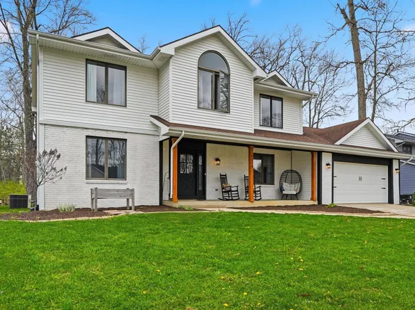 9210 Eagle Creek Ct, Fort Wayne, IN 46804