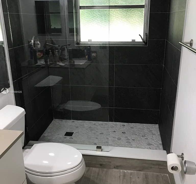 1st image of 4200 Oaks Ter APT 206