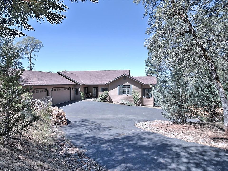 1st image of 7410 White Oak Dr