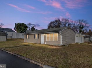 2 Woods Ave, Glen Burnie, MD 21061