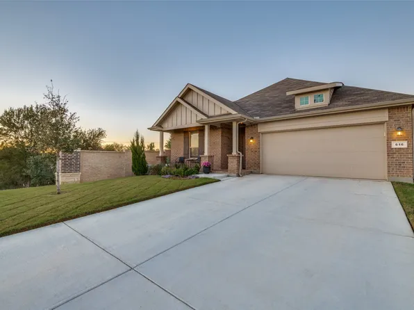 616 Mickelson Ct, Denton, TX 76210