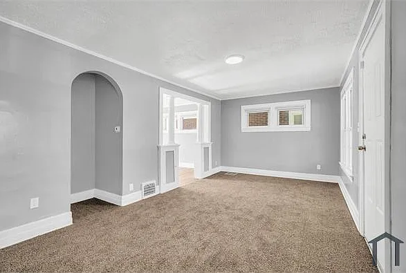 5137 Saint Clair St — Photo 3