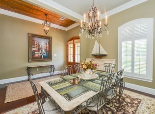 6803 Dianthus Dr, Baton Rouge, LA 70817