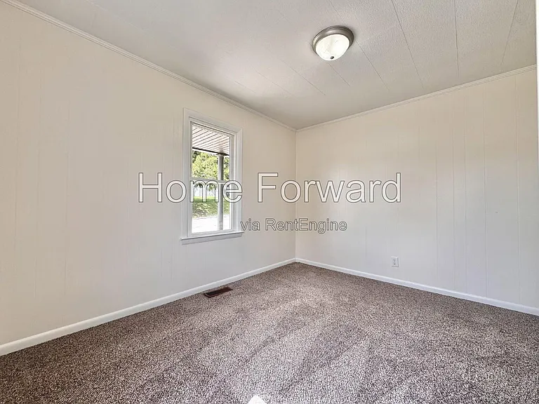 107 N Robbins Ct — Photo 12