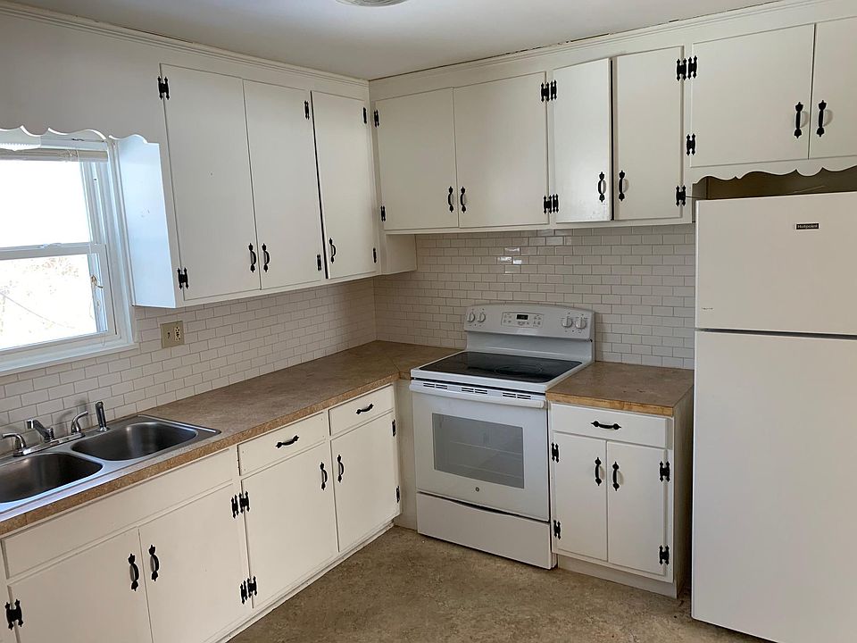 2nd image of 9534 W 55th St