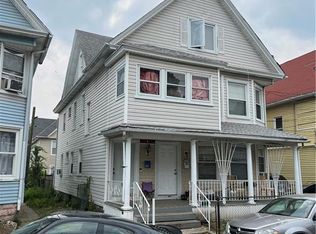 28 Washington Pl, Bridgeport, CT 06604
