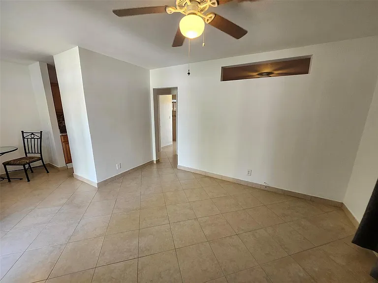 120 NE 10th Ave #1 — Photo 7