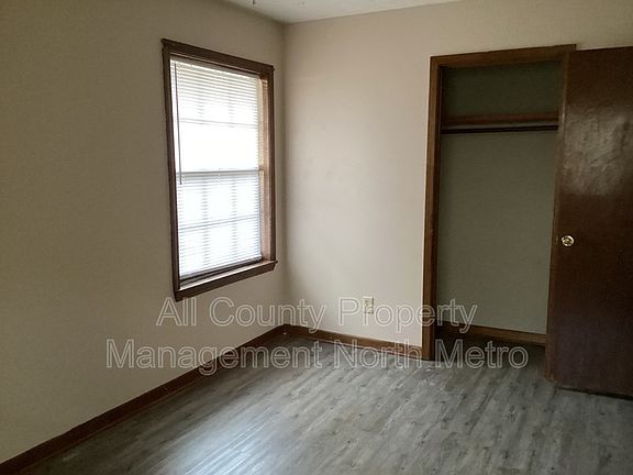 5th image of 1195 Westwood Pl