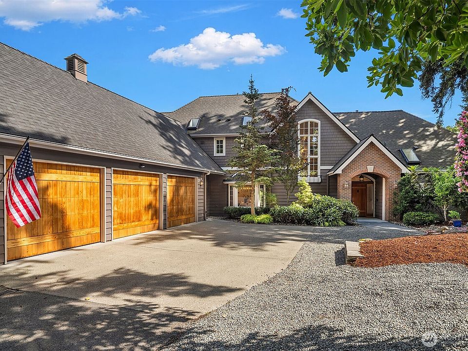 1st image of 3035 NE 195th Street
