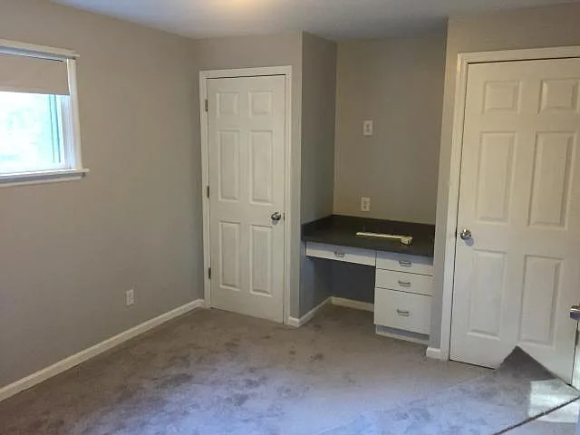 7283 Lawton Ave — Photo 4