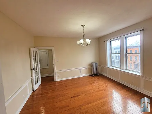 Rented by Skyline Group Real Estate | media 8