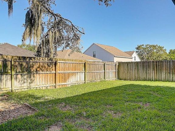 4th image of 10318 Lakeside Vista Dr
