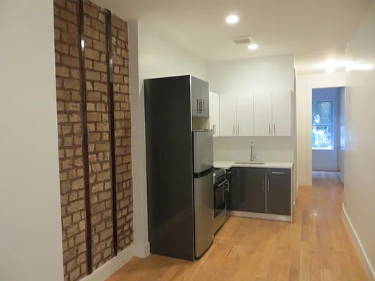 Rented by David W Realty Inc | media 94