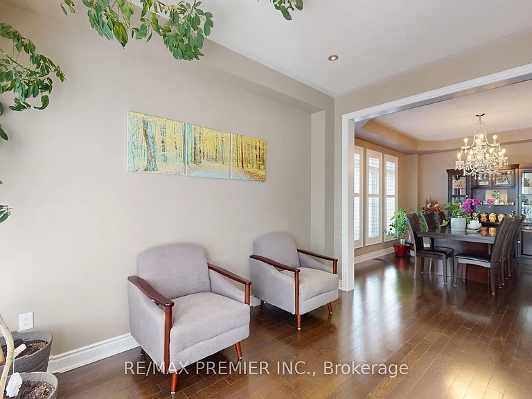 48 Heron Hollow Ave — Photo 6