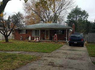 41643 Northwestern Dr, Sterling Heights, MI 48313