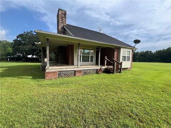 12455 Larry Ln E, Grand Bay, AL 36541