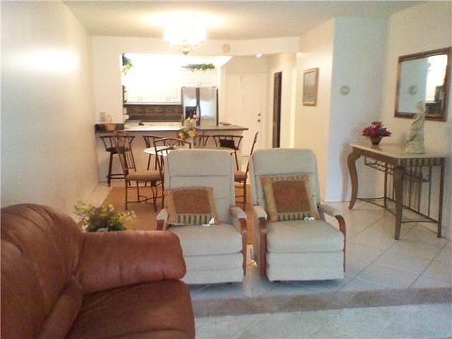 2nd image of 2731 NE 14th St #221