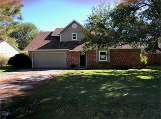 6116 Bending Bough Dr, Angleton, TX 77515