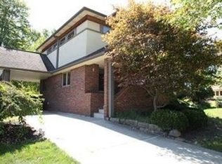 4555 Norquest Blvd, Youngstown, OH 44515