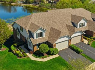 12198 Oxford Ct, Lemont, IL 60439
