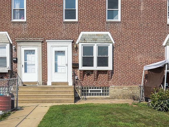 3rd image of 2205 Glenview St