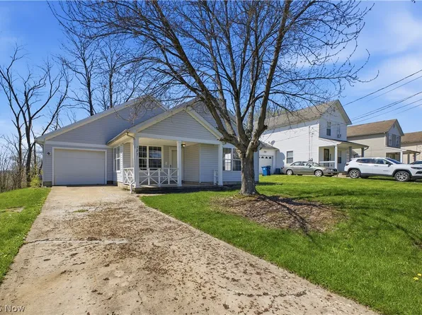 127 Blackburn St, Campbell, OH 44405