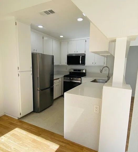 2207 Brenta Pl #6 — Photo 9