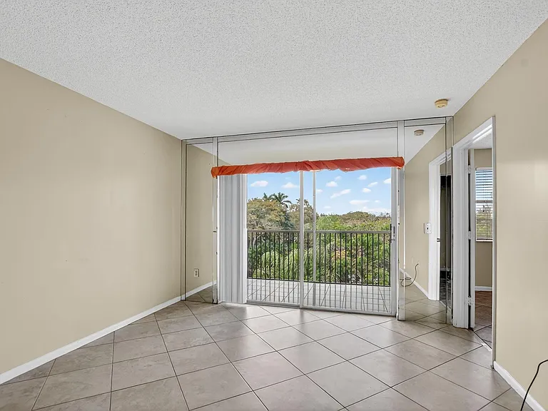2236 N Cypress Bend Dr #508 — Photo 13