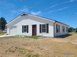 108 W Lynn St, Stryker, OH 43557
