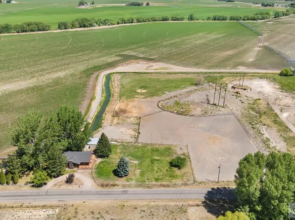 948 E 900 N, Shelley, ID 83274