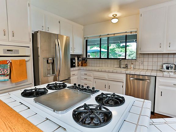 5th image of 8332 Lake Forest Dr