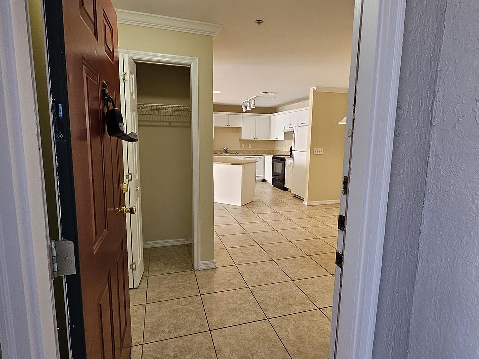1st image of 3591 KERNAN Boulevard #221
