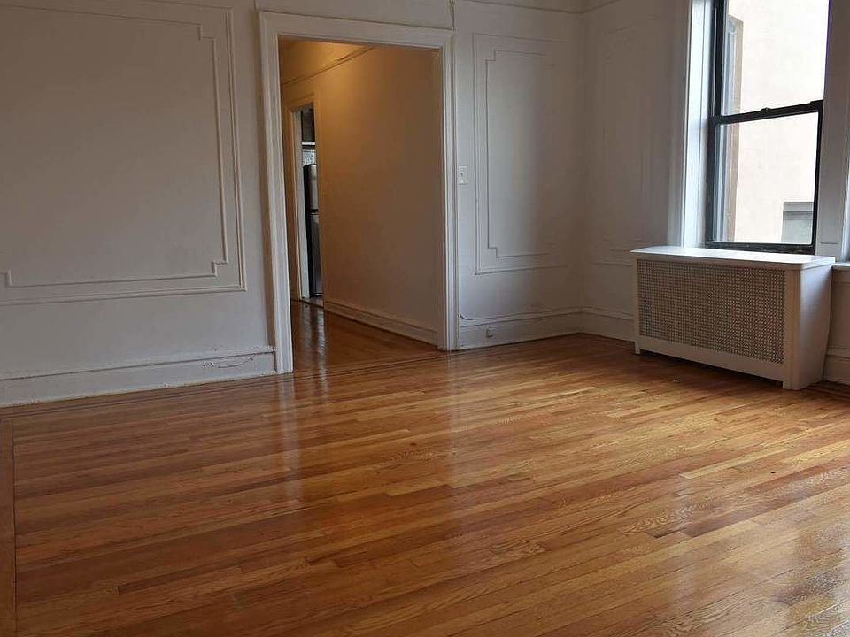1st image of 2815 34th St APT 6H