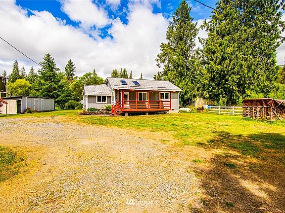 3rd image of 18615 Old Camp Ln SE