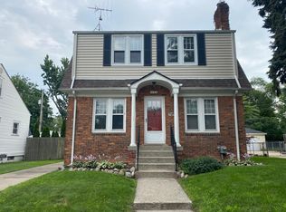 1043 W Hazelhurst St, Ferndale, MI