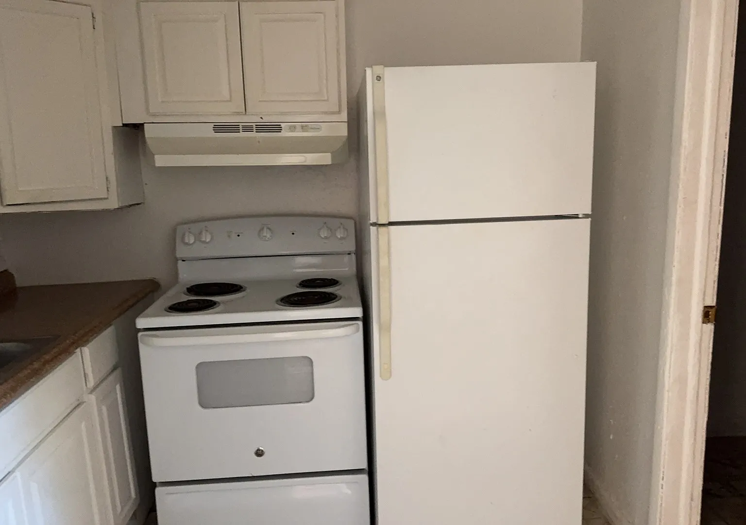 3 bed, 1120 sqft, $795 — Photo 2