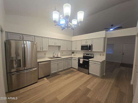 5th image of 5136 E EVERGREEN Street #1084