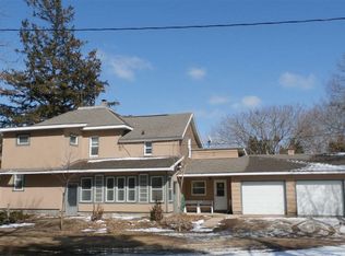 2454 230th St, New Hampton, IA 50659