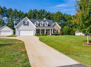 2631 Gradys Ground Dr, Mc Connells, SC 29726