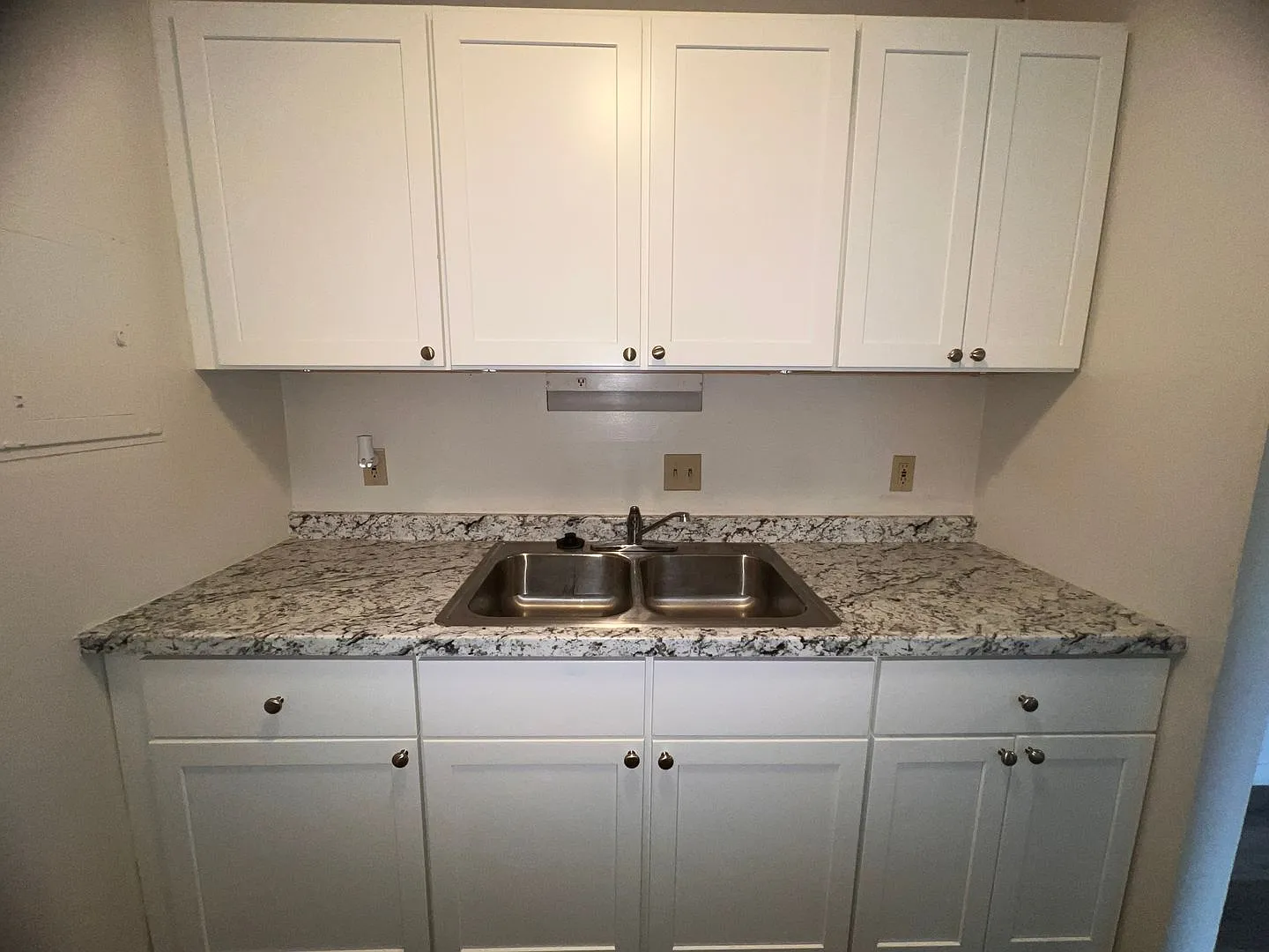 Gold Falls Villa Apartments — Photo 2
