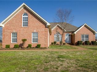 1030 Grider Dr, Gallatin, TN 37066