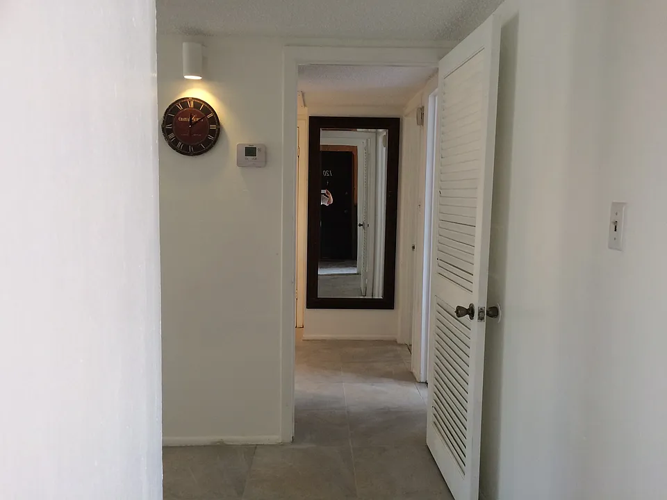 2561 N Alafaya Trl #118