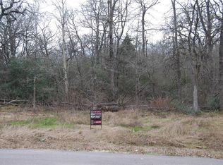 125 Coyote Xing, Elgin, TX 78621