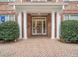 1204 Stratford Cmns, Decatur, GA 30033