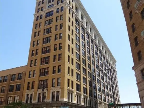 350 Saint Peter St Unit 608, Saint Paul, MN 55102