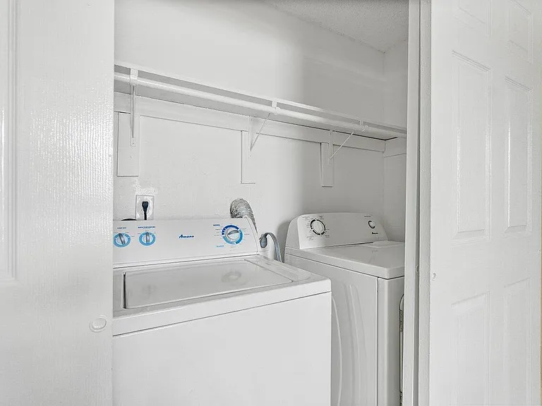 4861 Gulfstream Rd — Photo 12